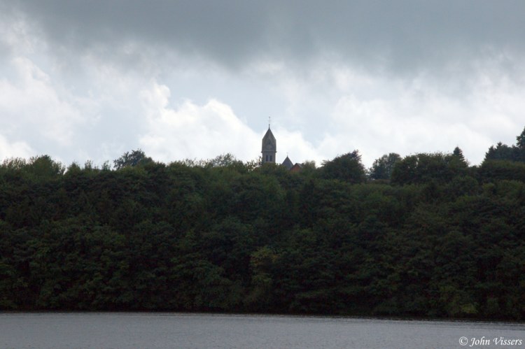 104.jpg 
750 x 499 compressed image 
(55,613 bytes)
