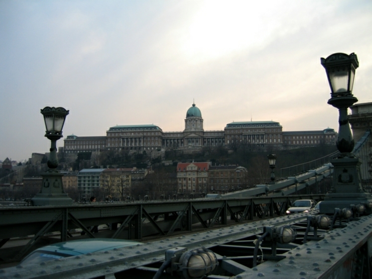 123.jpg 
747 x 560 JPEG-compressed image 
(235,679 bytes)