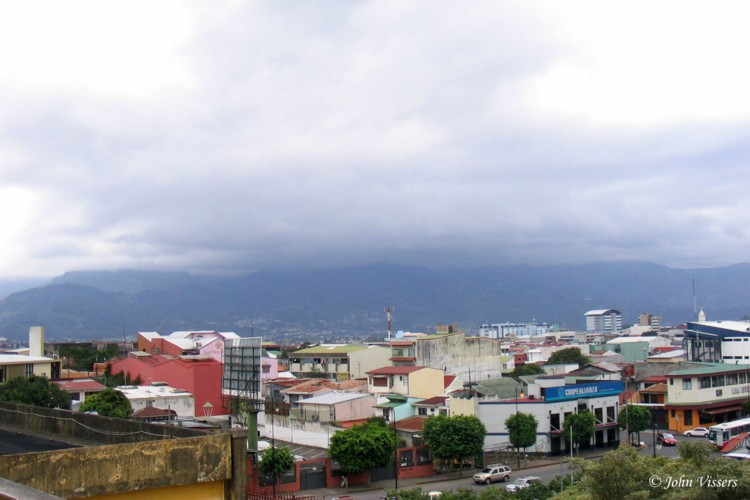 temp006.jpg 
750 x 500 compressed image 
(74,852 bytes)