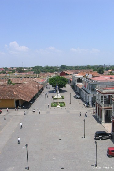 temp049.jpg 
373 x 560 compressed image 
(43,151 bytes)