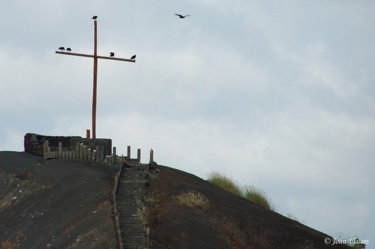 temp060.jpg 
750 x 499 compressed image 
(47,078 bytes)