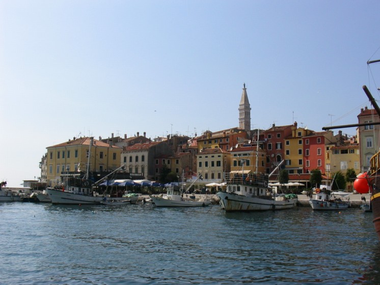 temp07.jpg 
746 x 560 compressed image 
(91,869 bytes)