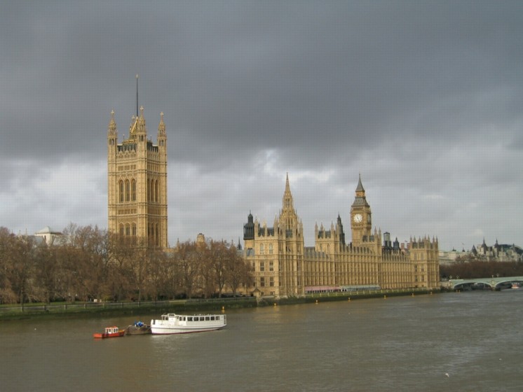 temp04.jpg 
746 x 560 compressed image 
(69,567 bytes)