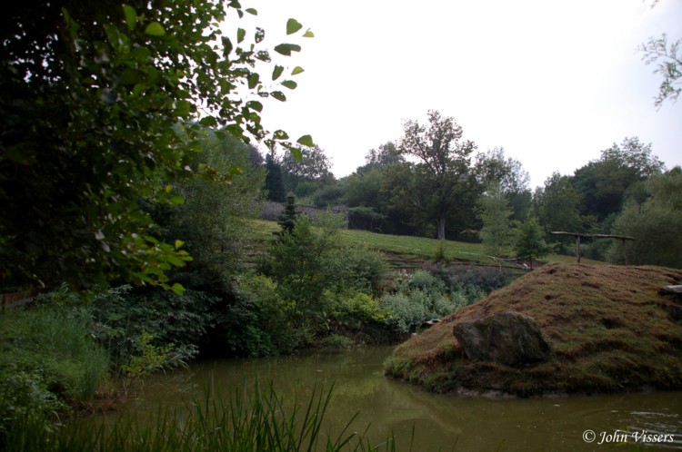 temp05.jpg 
750 x 498 compressed image 
(99,974 bytes)